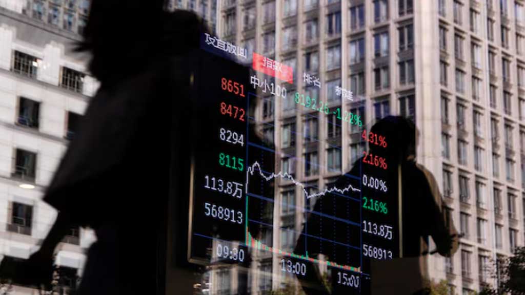 Asian markets make tepid gains as US shutdown set to end