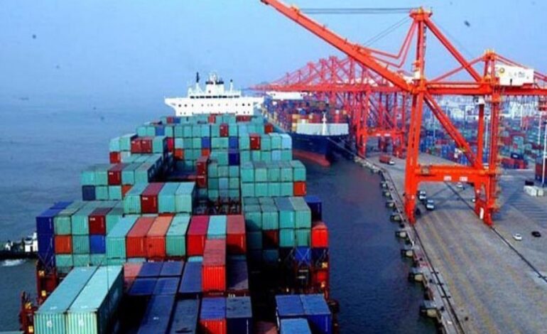 Bangladesh export growth shows mixed signals in October